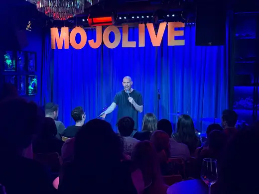 MOJO Live room before the show