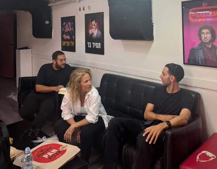 Zach Margs Live in Israel gallery photo 20